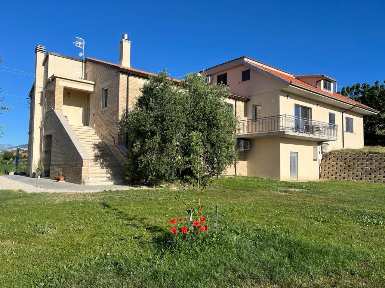 Alchemilla Bed & Breakfast Offida Esterno foto